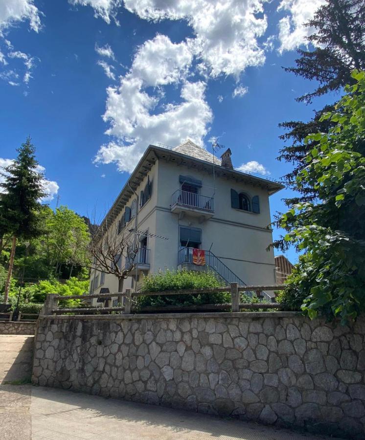 Raco Del Pirineu Apartment El Pont de Suert Exterior photo